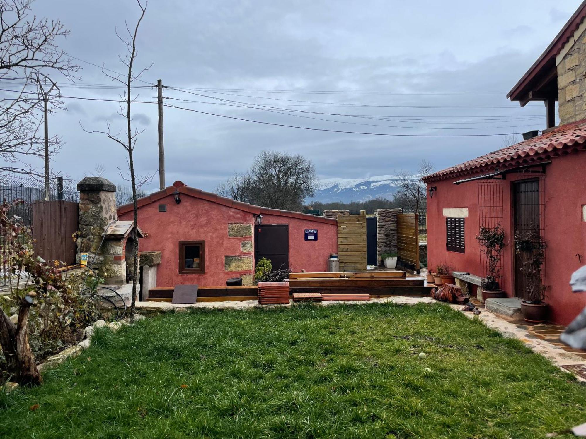 La Casa Del Cantero Pinilla del Valle Exterior foto